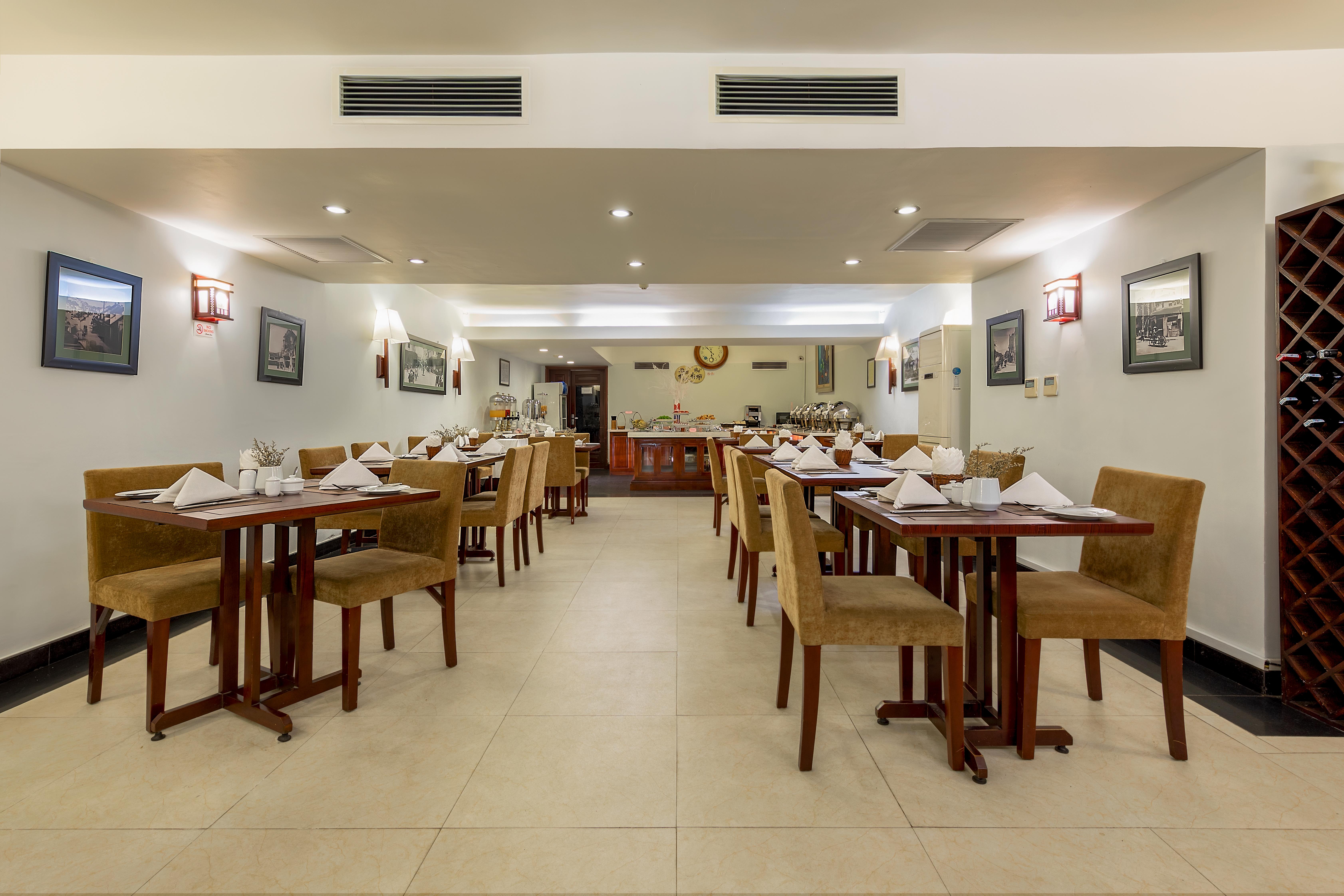 La Dolce Vita Hotel Hanoi Exterior photo